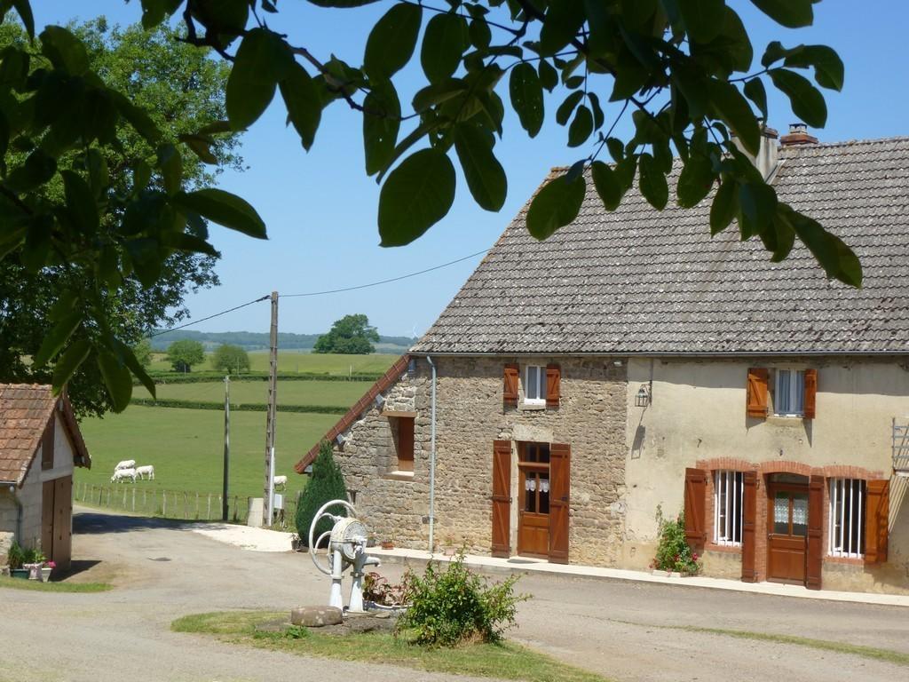 Gite Du Charmoy Clomot Camera foto