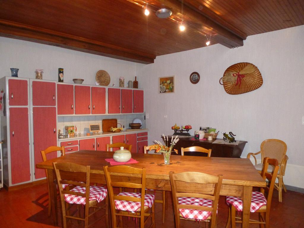 Gite Du Charmoy Clomot Esterno foto